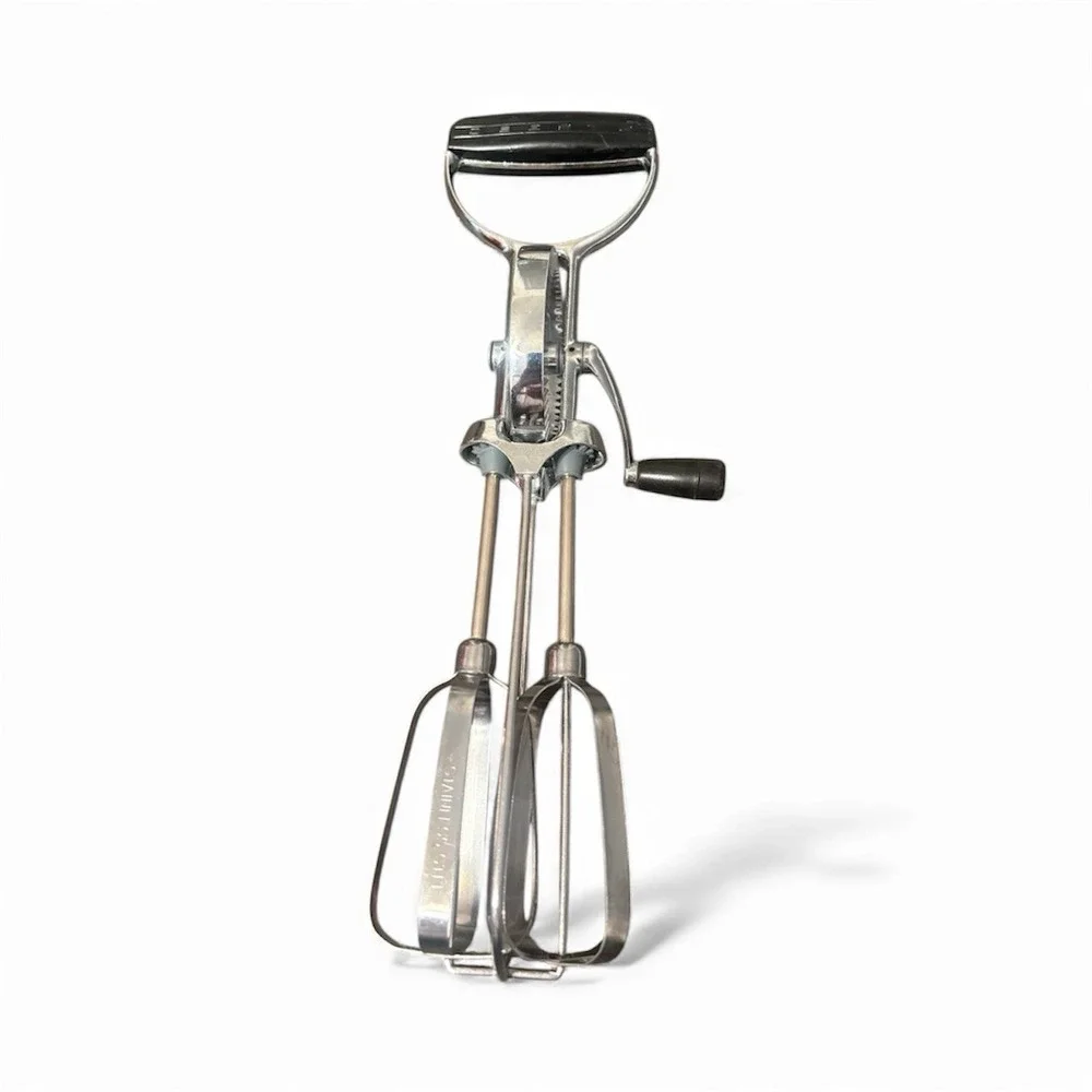 Vintage Ecko Best Hand Held Mixer Egg Beater Black‎ Handle Stainless Steel